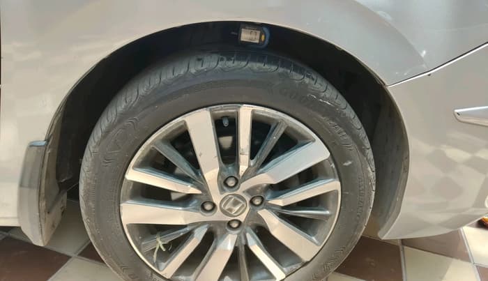 2021 Honda City 1.5L I-VTEC ZX CVT, Petrol, Automatic, 36,451 km, tyre