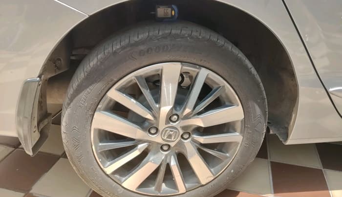 2021 Honda City 1.5L I-VTEC ZX CVT, Petrol, Automatic, 36,451 km, tyre