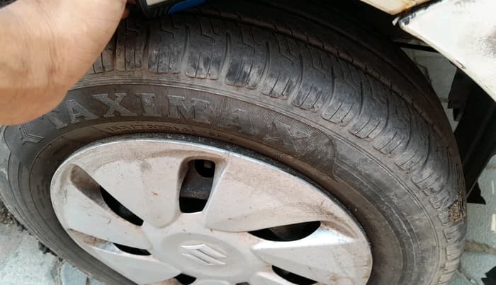 2017 Maruti Celerio VXI CNG, CNG, Manual, 1,34,044 km, tyre