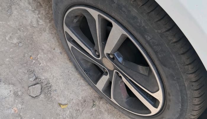 2023 Tata ALTROZ XZ PLUS PETROL, Petrol, Manual, 12,997 km, tyre