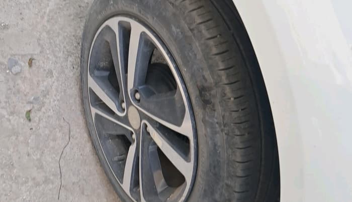 2023 Tata ALTROZ XZ PLUS PETROL, Petrol, Manual, 12,997 km, tyre