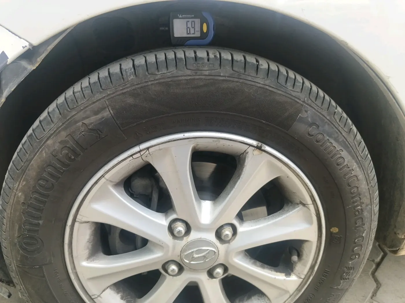 2015 Hyundai Grand i10 ASTA AT 1.2 KAPPA VTVT, Petrol, Automatic, 47,657 km, tyre