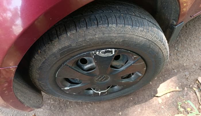 2011 Maruti Ritz VXI, Petrol, Manual, 1,34,158 km, tyre