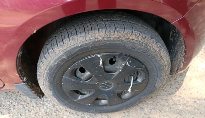 2011 Maruti Ritz VXI, Petrol, Manual, 1,34,158 km, tyre