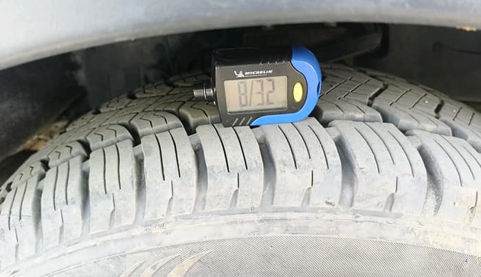 2018 Tata Hexa XT 4X2 7 STR, Diesel, Manual, 1,82,917 km, tyre