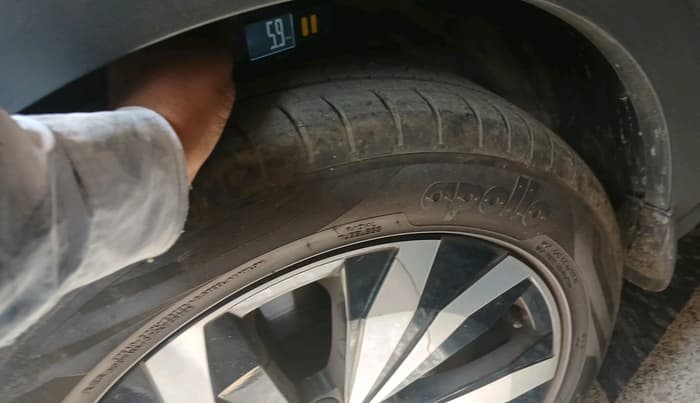 2023 Volkswagen TAIGUN GT PLUS 1.5 TSI DSG, Petrol, Automatic, 35,289 km, tyre