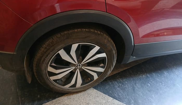 2023 Volkswagen TAIGUN GT PLUS 1.5 TSI DSG, Petrol, Automatic, 35,289 km, tyre