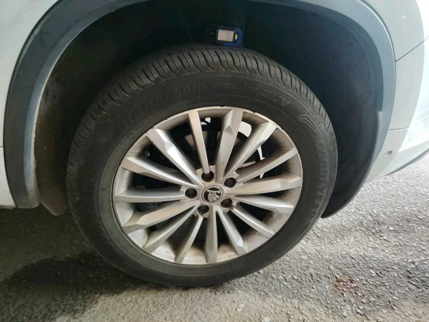 2023 Skoda Kodiaq L&K, Petrol, Automatic, 69,868 km, tyre