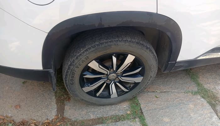 2020 MG HECTOR PLUS SHARP 1.5 PETROL TURBO DCT 6-STR, Petrol, Automatic, 19,855 km, tyre