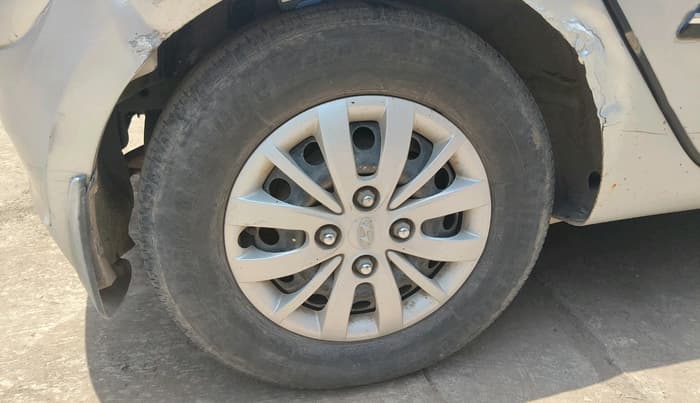 2013 Hyundai i10 MAGNA 1.1, CNG, Manual, 78,850 km, tyre