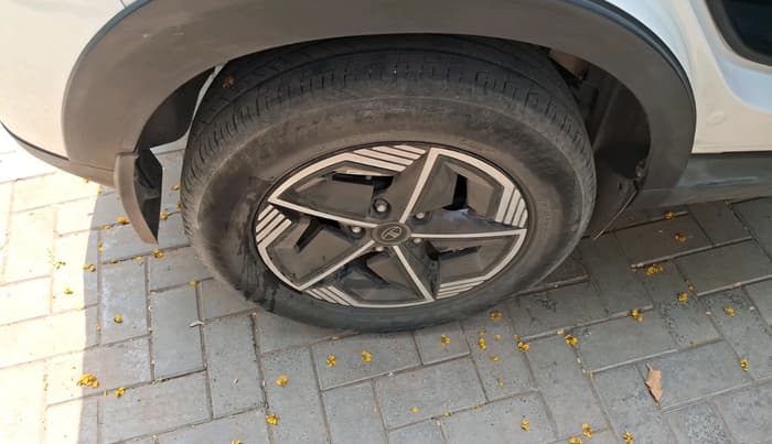 2023 Tata NEXON EV FEARLESS LONG RANGE, Electric, Automatic, 60,787 km, tyre