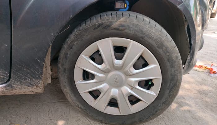2013 Ford Figo ZXI 1.4 DIESEL, Diesel, Manual, 1,40,800 km, tyre