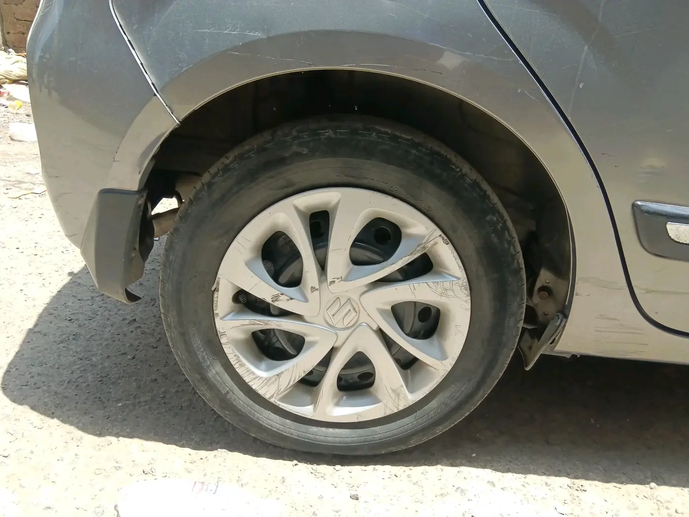 2022 Maruti Celerio VXI CNG, CNG, Manual, 97,505 km, tyre