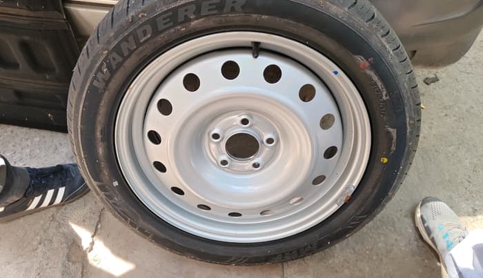 2019 Mahindra XUV300 W8 1.5 DIESEL, Diesel, Manual, 44,265 km, tyre