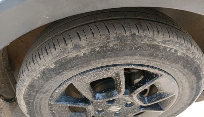 2023 Maruti IGNIS ZETA 1.2, Petrol, Manual, 45,729 km, tyre