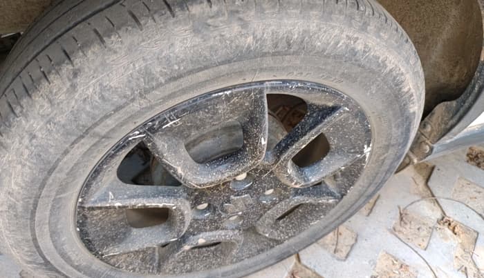 2023 Maruti IGNIS ZETA 1.2, Petrol, Manual, 45,729 km, tyre