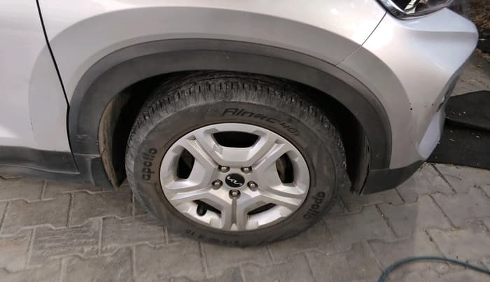 2022 KIA SONET HTK PLUS 1.2, Petrol, Manual, 52,212 km, tyre