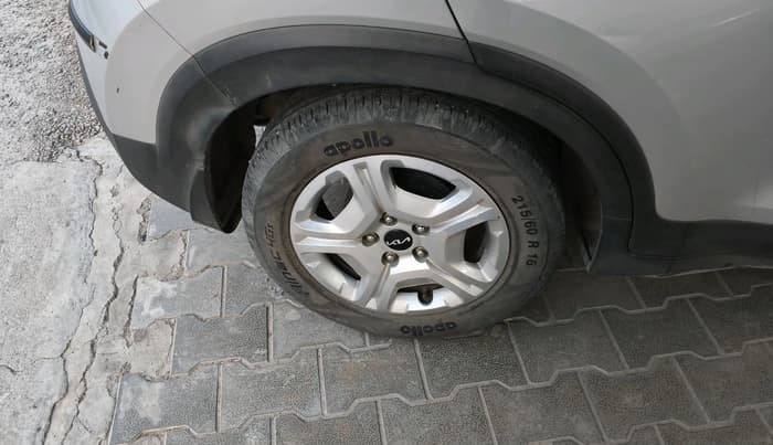 2022 KIA SONET HTK PLUS 1.2, Petrol, Manual, 52,212 km, tyre