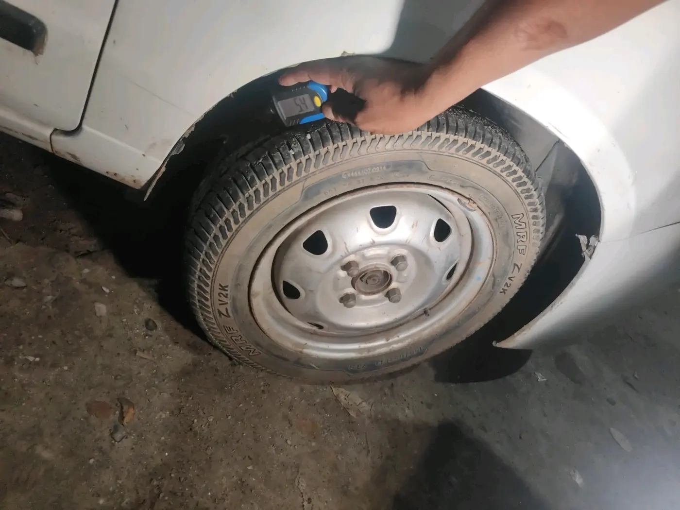 2014 Maruti Alto K10 LXI, Petrol, Manual, 34,307 km, tyre