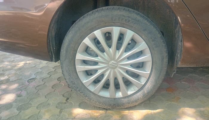 2016 Maruti Ciaz VDI+ SHVS, Diesel, Manual, 92,704 km, tyre
