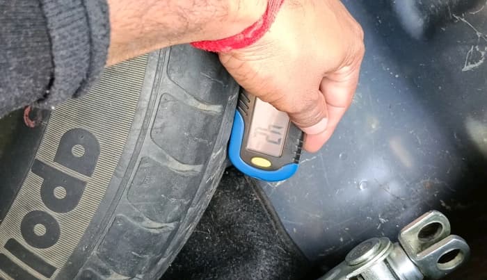 2018 Maruti Dzire VXI, Petrol, Manual, 32,902 km, tyre