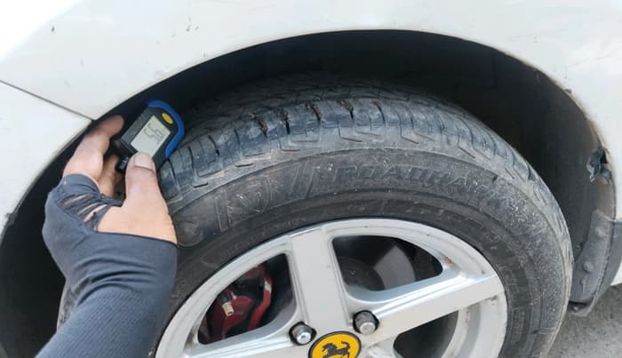 2018 Hyundai Xcent E+, CNG, Manual, 85,098 km, tyre