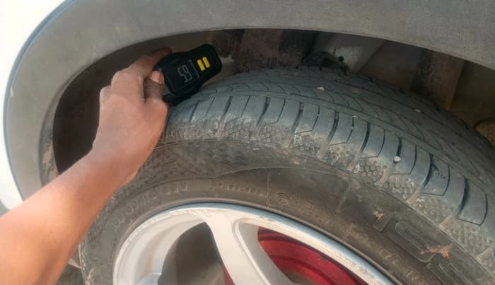2022 Hyundai VENUE S+ 1.2, Petrol, Manual, 47,013 km, tyre