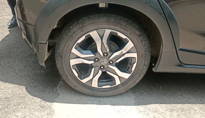 2017 Honda WR-V 1.5L I-DTEC VX MT, Diesel, Manual, 1,29,183 km, tyre