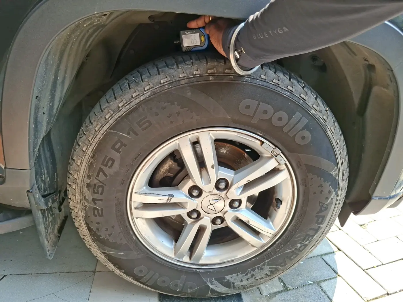 2023 Mahindra BOLERO NEO N10 R, Diesel, Manual, 17,407 km, tyre