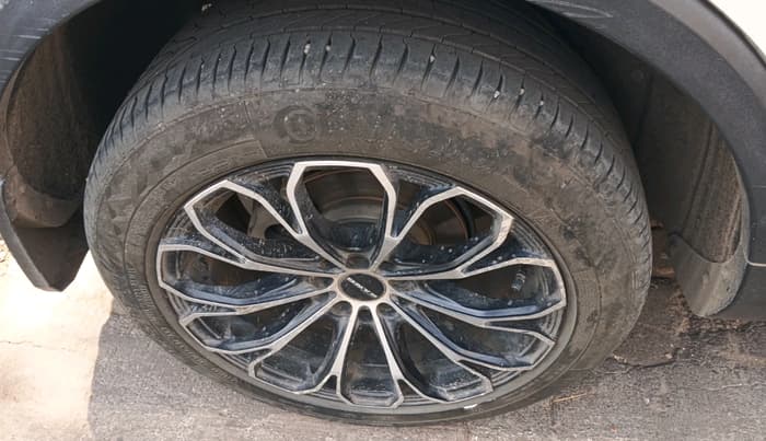 2021 MG ASTOR STYLE 1.5 MT, Petrol, Manual, 37,965 km, tyre