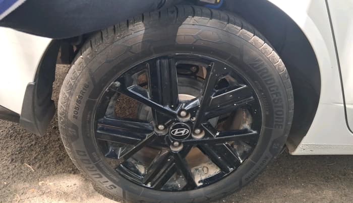 2023 Hyundai Verna 1.5 TURBO GDI MT SX, Petrol, Manual, 32,162 km, tyre