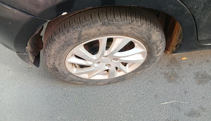 2012 Maruti Swift ZXI, Petrol, Manual, 88,008 km, tyre