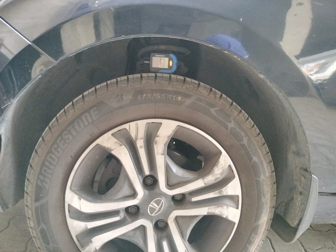 2022 Tata TIGOR XZ PLUS CNG, CNG, Manual, 70,554 km, tyre