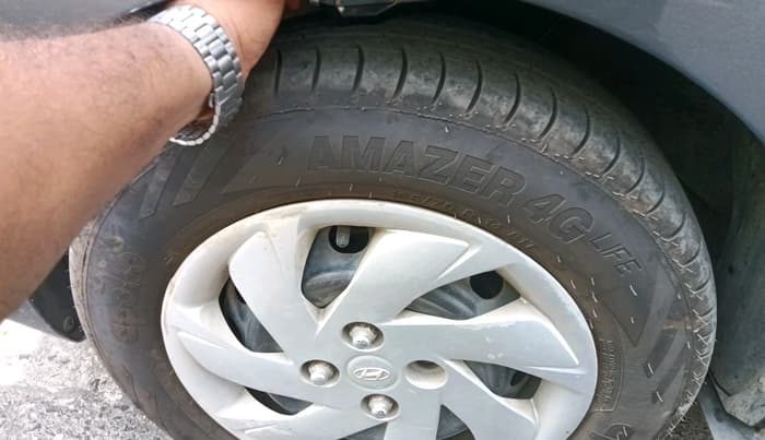 2019 Hyundai NEW SANTRO SPORTZ CNG, CNG, Manual, 1,29,506 km, tyre
