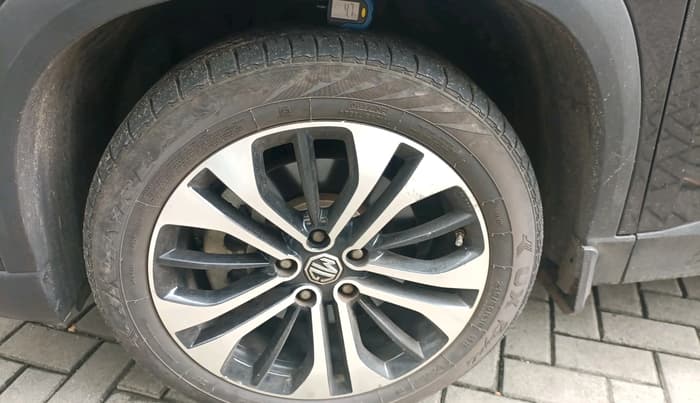 2021 MG HECTOR SHARP 2.0 DIESEL, Diesel, Manual, 87,879 km, tyre