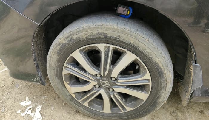 2019 Honda City 1.5L I-VTEC V MT, Petrol, Manual, 85,791 km, tyre