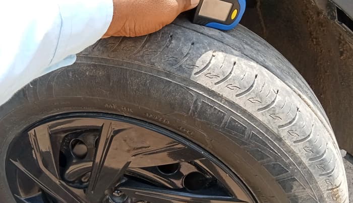 2017 Hyundai Creta E PLUS 1.4 DIESEL, Diesel, Manual, 94,543 km, tyre
