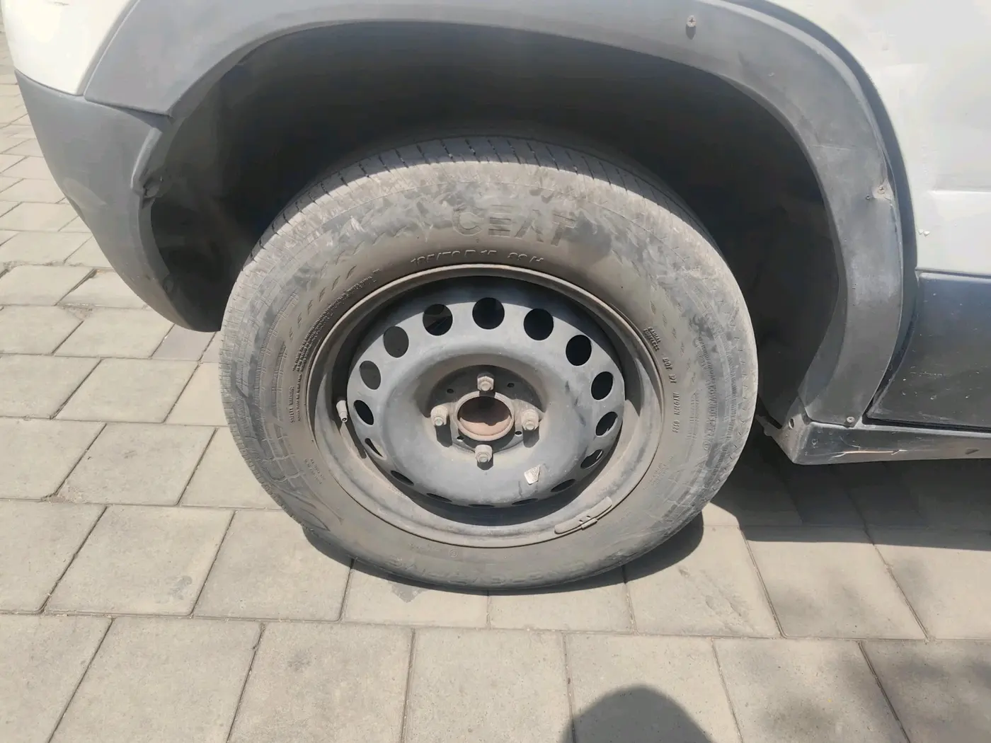 2022 Tata PUNCH ADVENTURE MT, Petrol, Manual, 1,44,118 km, tyre