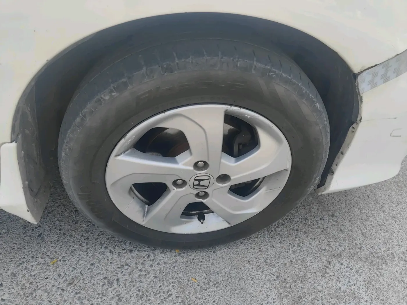 2016 Honda City 1.5L I-DTEC VX, Diesel, Manual, 1,52,507 km, tyre