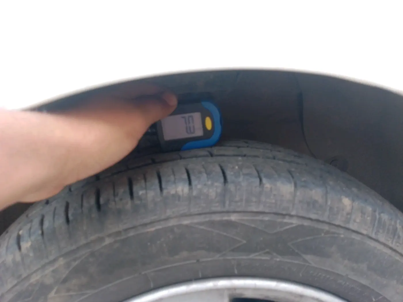 2015 Hyundai Xcent S (O) 1.2, Petrol, Manual, 53,475 km, tyre