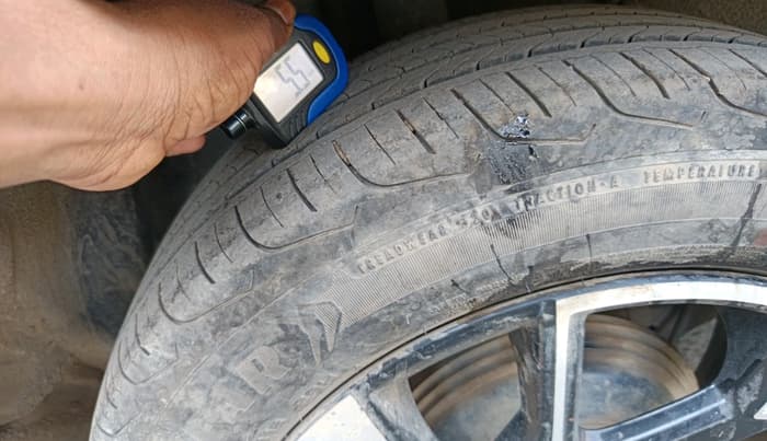 2023 Tata PUNCH ACCOMPLISHED DAZZLE SUNROOF CNG MT, CNG, Manual, 26,942 km, tyre