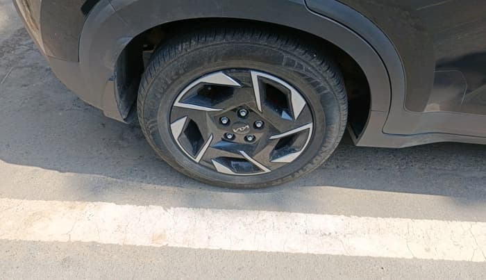 2024 KIA SONET HTK (O) 1.2 Petrol MT, Petrol, Manual, 25,374 km, tyre