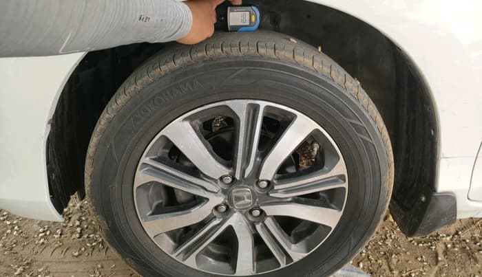 2021 Honda Amaze 1.2L I-VTEC VX, CNG, Manual, 1,22,297 km, tyre