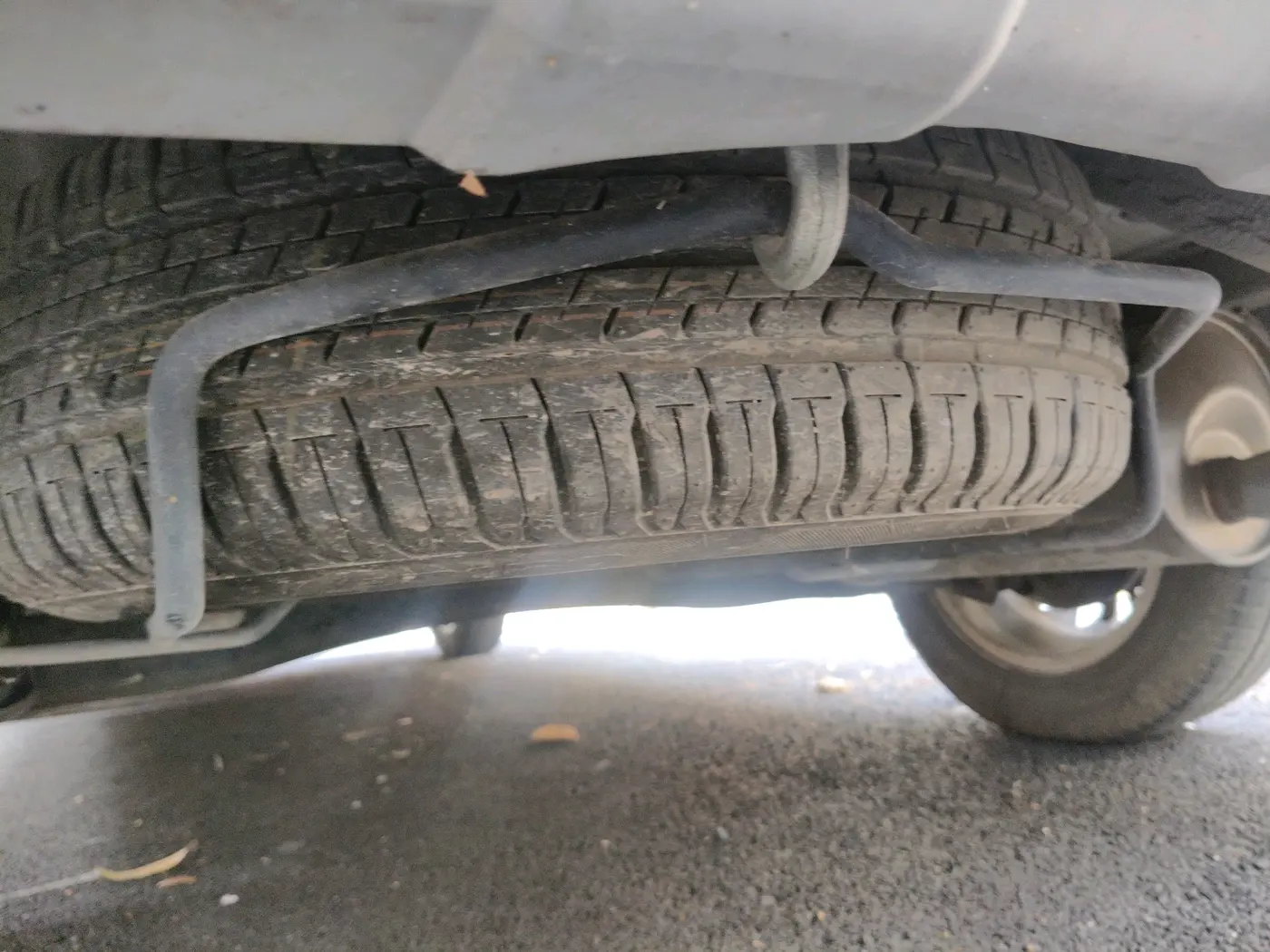 2020 Maruti XL6 ZETA AT, Petrol, Automatic, 29,046 km, tyre