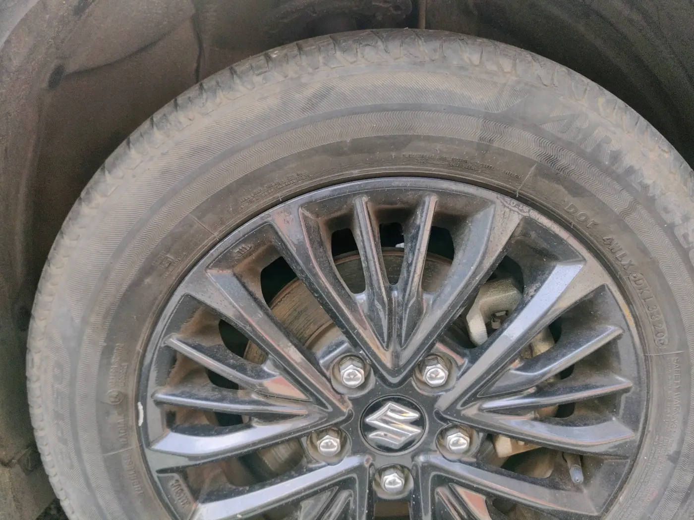 2020 Maruti XL6 ZETA AT, Petrol, Automatic, 29,046 km, tyre