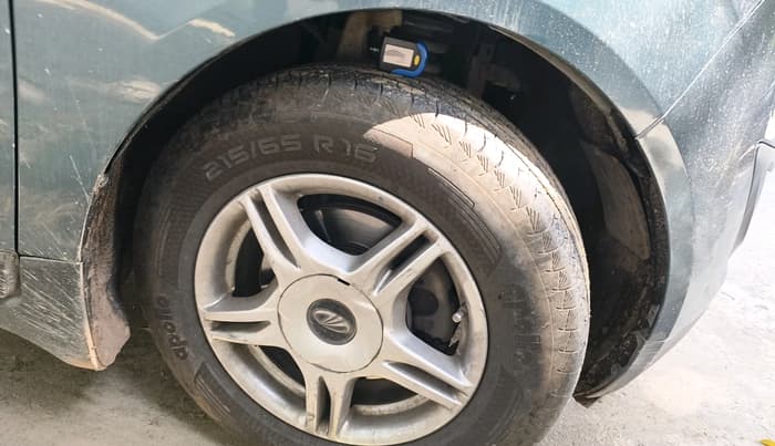 2018 Mahindra MARAZZO M6 7 STR, Diesel, Manual, 1,14,314 km, tyre