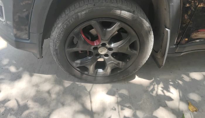 2019 Jeep Compass LIMITED PLUS DIESEL, Diesel, Manual, 1,04,811 km, tyre
