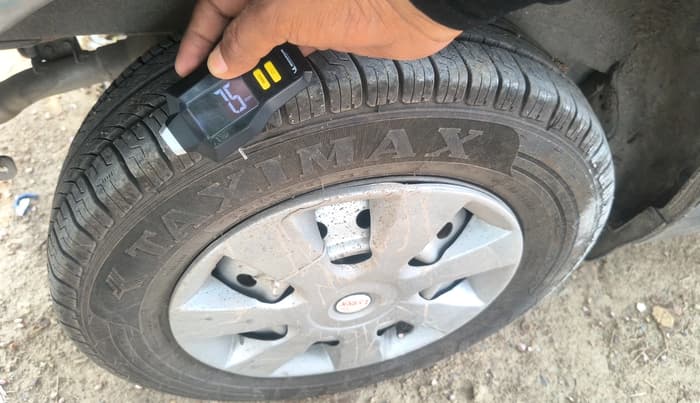 2020 Maruti New Wagon-R LXI CNG 1.0, CNG, Manual, 81,961 km, tyre