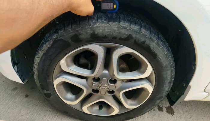 2019 Hyundai Elite i20 ASTA 1.2 (O), Petrol, Manual, 83,372 km, tyre