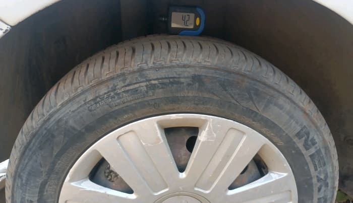 2011 Ford Figo EXI 1.4 DIESEL, Diesel, Manual, 1,19,583 km, tyre